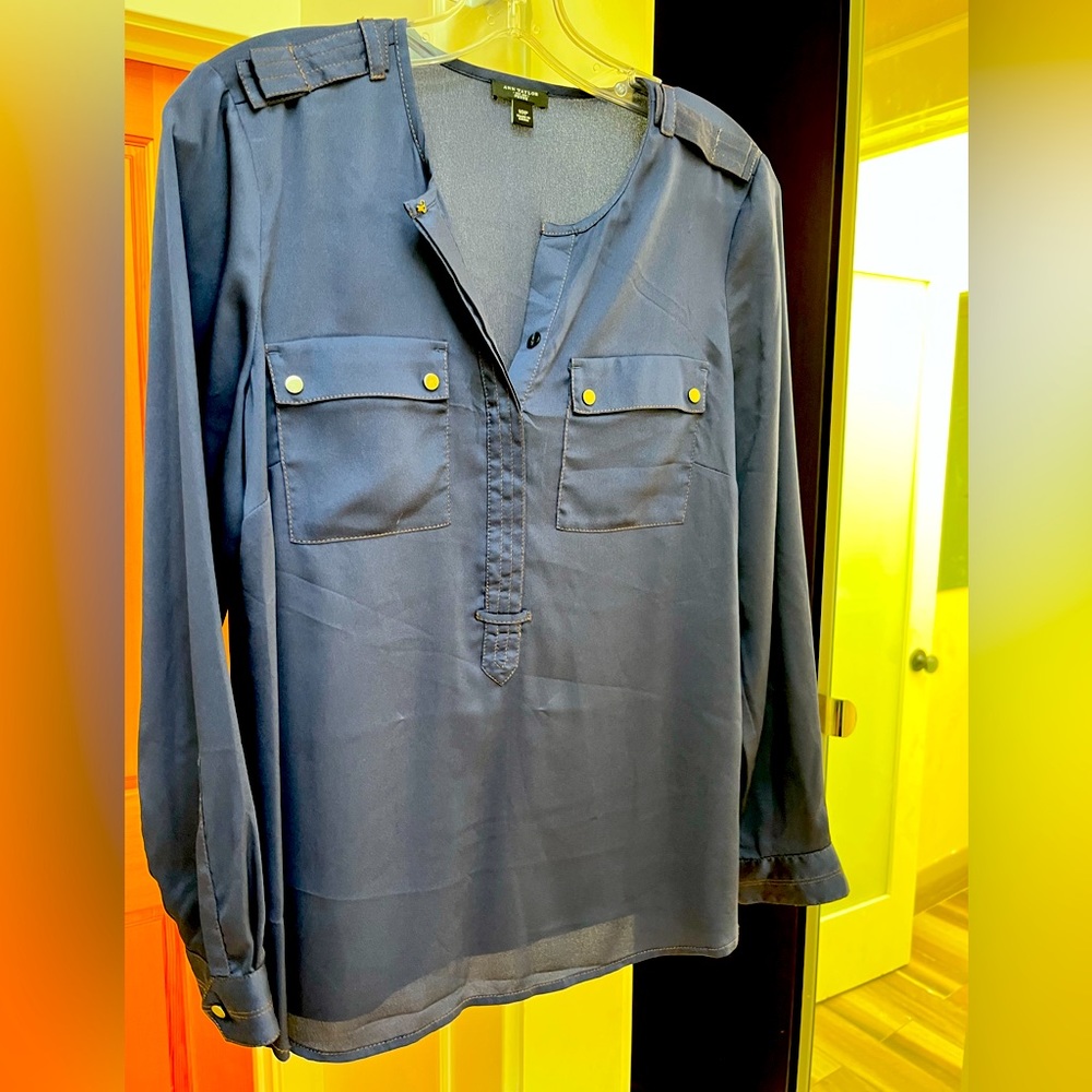 Ann Taylor blue blouse size 4